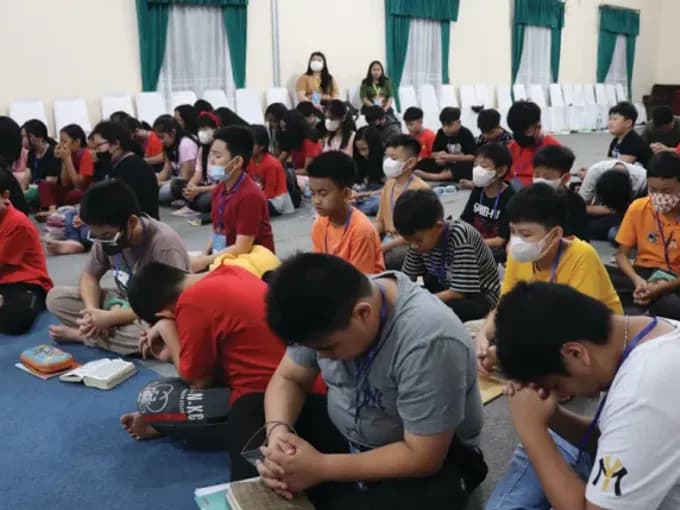 Dokumentasi sekolah: Aku Istimewa: waktu untuk bertumbuh dalam iman