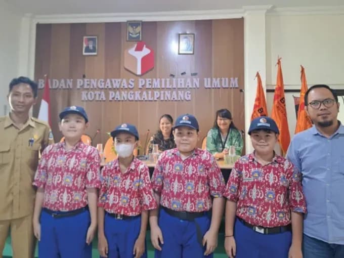 Dokumentasi sekolah: Mengenal pemilu melalui kunjungan ke Bawaslu
