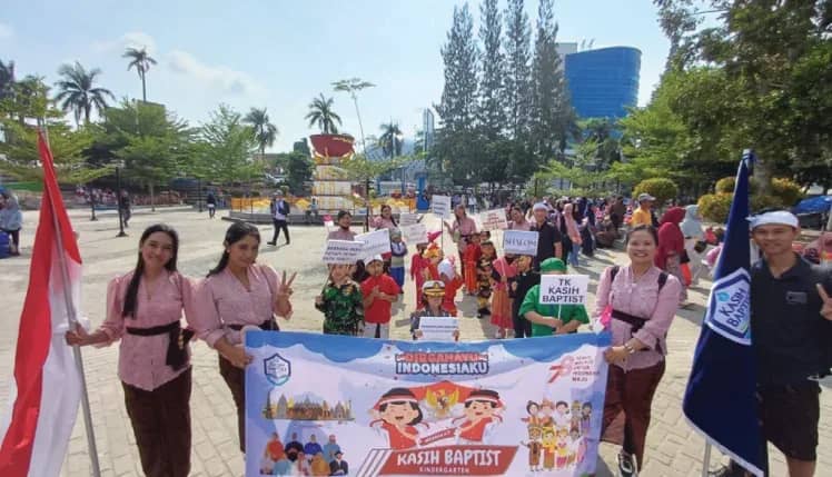 Dokumentasi sekolah: Langkah kecil dalam perayaan kemerdekaan