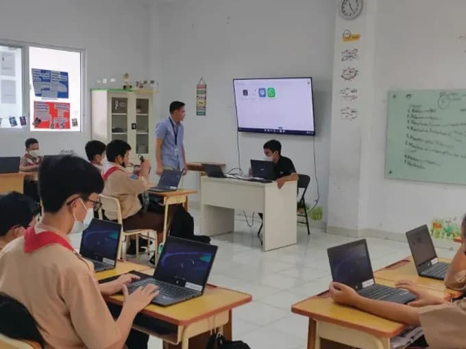 Dokumentasi sekolah: Teknologi sebagai alat untuk belajar