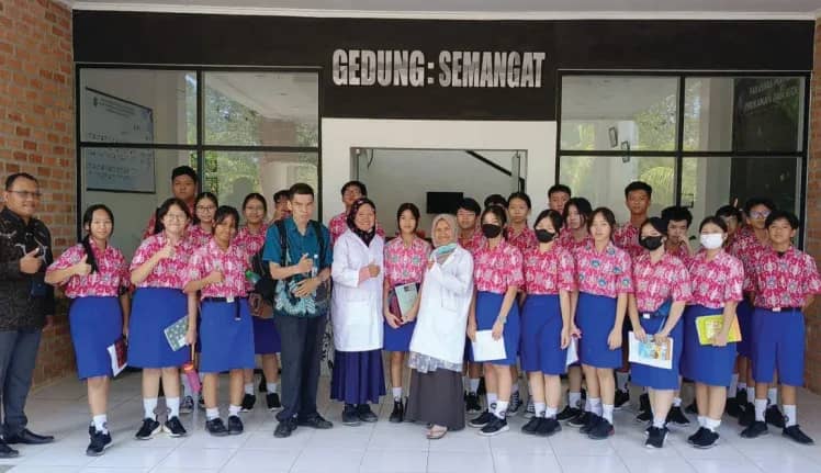 Dokumentasi sekolah: Melihat sains lebih dekat di Universitas Bangka Belitung