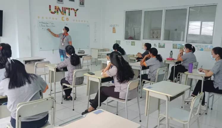 Dokumentasi sekolah: Guru belajar bersama melalui Matematika Gasing