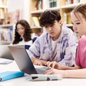Guru Berkualitas dan Berpengalaman di Kasih Baptist School